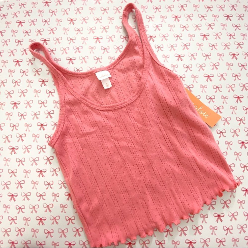 Colsie Coral Pink Lettuce Edge Tank Top